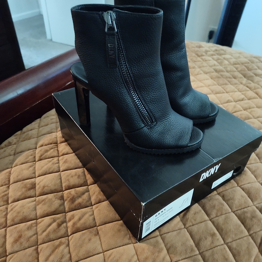 DKNY Black Women's Ankle Boots